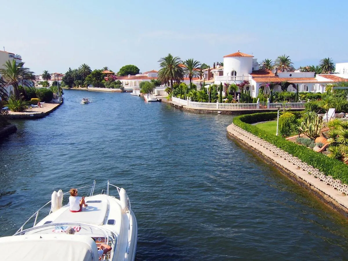 Holiday Home Noguera By Interhome Empuriabrava